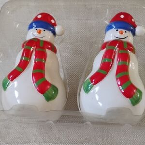 Cheerful Snowman Salt and Pepper Shakers